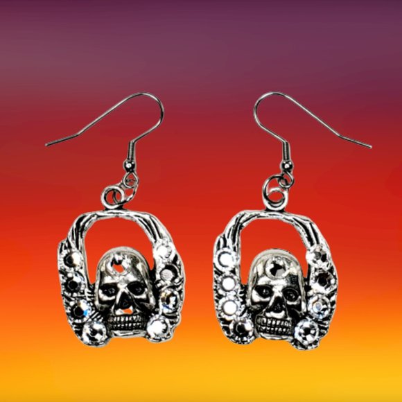 Skull Dangle Earring with Swarovski Crystals. New!!! - Picture 7 of 7
